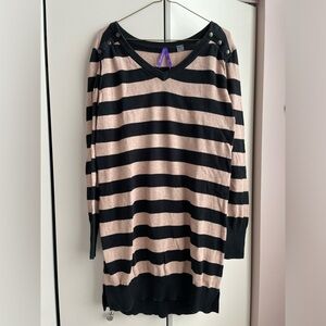 Seraphine maternity sweater, large